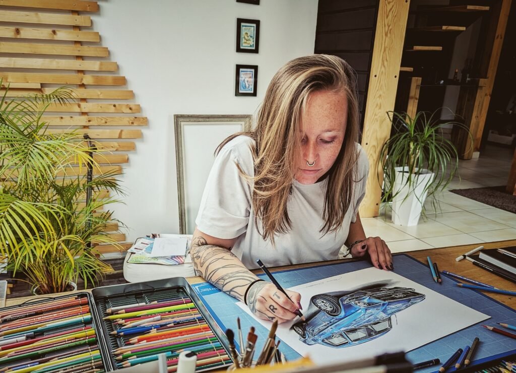 Photos de Méline DUHAUTBOIS, artiste Normande, dans son atelier.